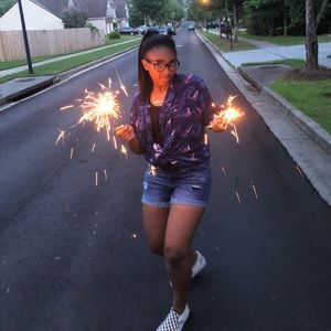 Meet your Posher, Alyssa